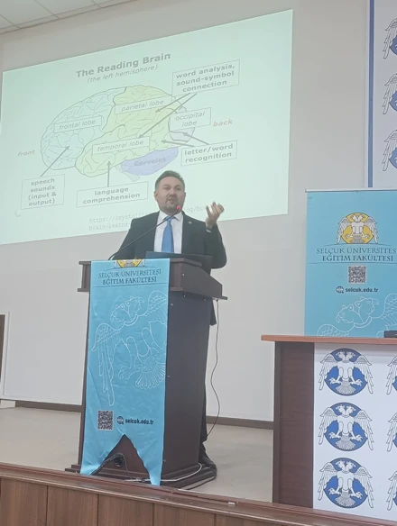 "Okumak, Düşünmek, Öğrenmek" Konulu Söyleşi Gerçekleştirildi